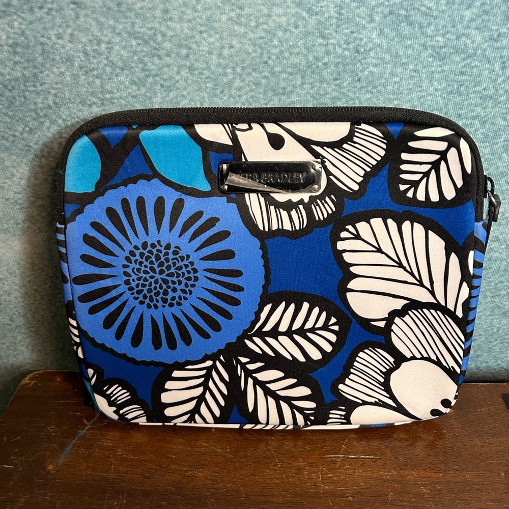 Vera Bradley Vibrant Blue and Black Floral Case